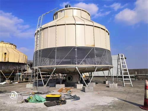 特菱冷卻塔更新改造(冷卻塔系統(tǒng)的現(xiàn)狀及發(fā)展趨勢)