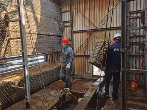 廣東冷卻塔：冷卻塔商品特性(廣東工業(yè)冷卻塔用減速機(jī)多少錢)