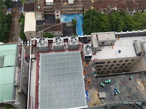 冷卻塔的特點及工作原理(冷卻塔的模板用什么材料做